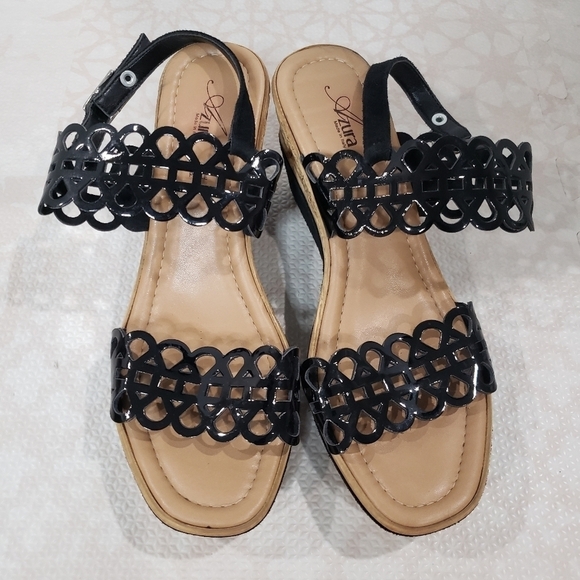 Azura Perforated Open Toe Strappy Wedge Sandals Size 39 - Picture 2 of 13